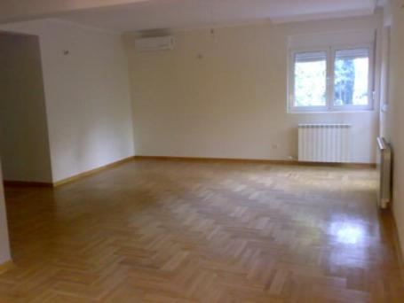 Izdavanje, Stan, 140m2 , Diplomatska Kolonija