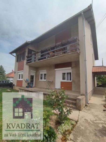 Kuća 251 m², 4, 5 ari, Obrenovac – 150 000 €