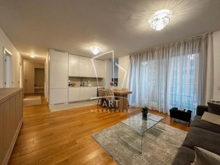 Novi Beograd, Petica, lux 101m2 ID#5584