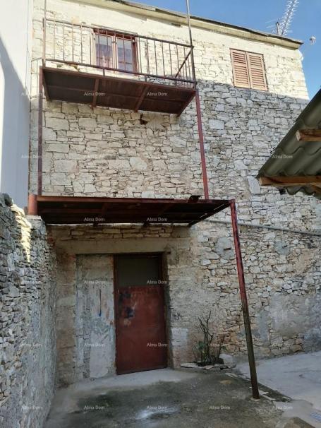 House Galižana, two houses.