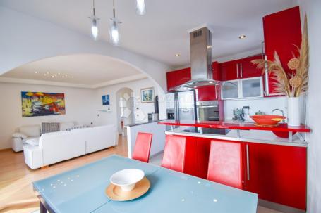 Flat Ičići, Opatija - Okolica, 173,47m2