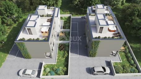 ZADAR, PRIVLAKA - Three-story apartment near the sea, S5