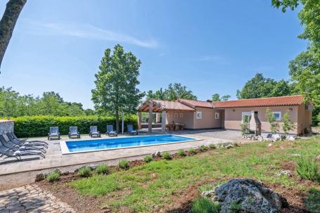 ISTRIA, LABIN - Secluded house with swimming pool