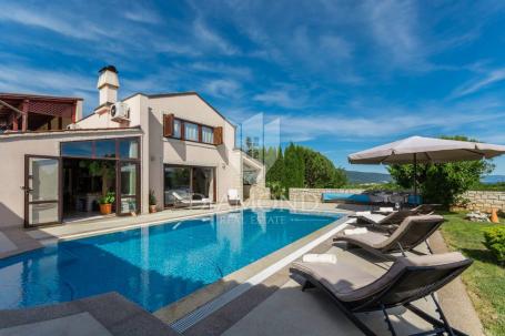 Rakalj, luxurious villa with sea view