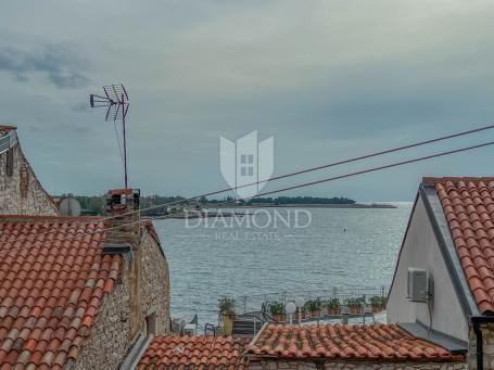 Umag, house in the center with a sea view!