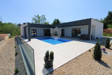 Labin, surroundings, newly built one-story house with swimming pool