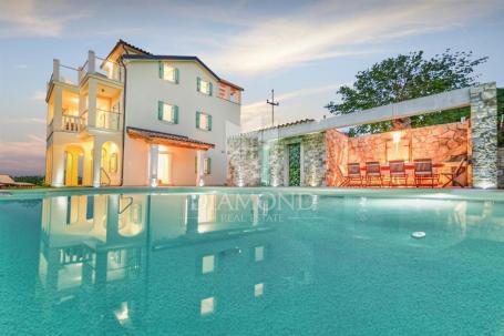 Motovun. schöne Villa mit einer bezaubernden Aussicht