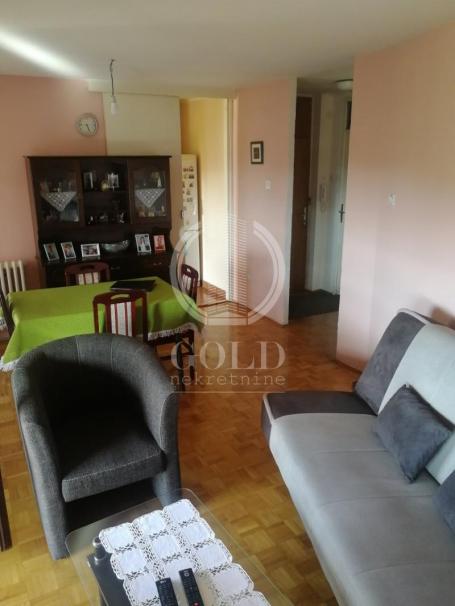 Odličan, troiposoban stan na Novom Naselju! 78. 00m2, 180000 eur ID#3377