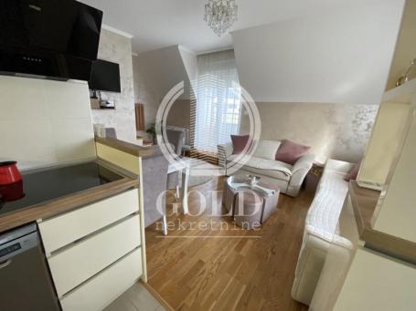 PRODAJA Stan 4. 0: NOVI SAD- Telep, Laze Lazarevića, 87. 00m2, 190550e ID#5745