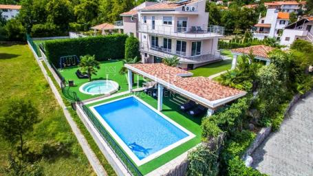 Villas Pobri, Opatija - Okolica, 232m2