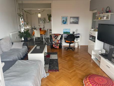 Flat Centar, Rijeka, 58m2