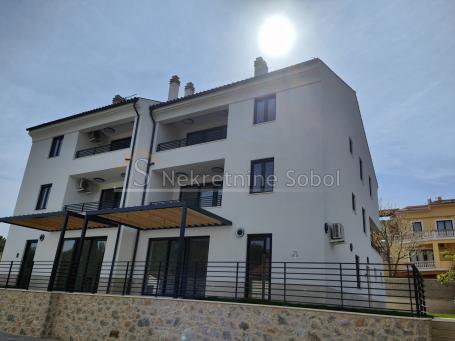 Nerezine, Otok Lošinj - 2S+DB, 64 m2