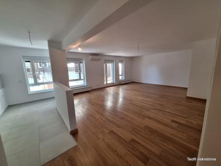 NOVI BEOGRAD TOŠIN BUNAR 104m2 , (T) , 326464e