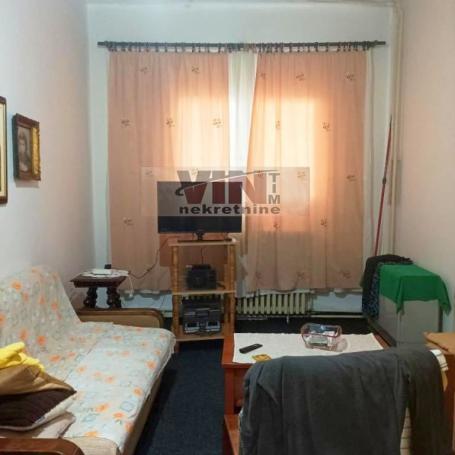 BARAJEVO BARAJEVO GAJ 79m2 , 79 , 55000e