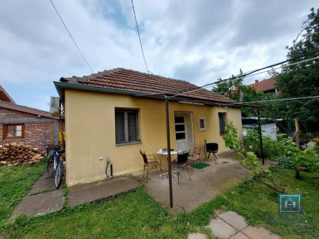 A smaller house near the Aqua Park