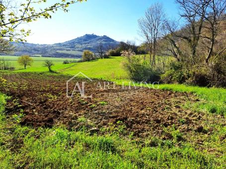 Motovun-surroundings, Building plot T2, with a view of Motovun