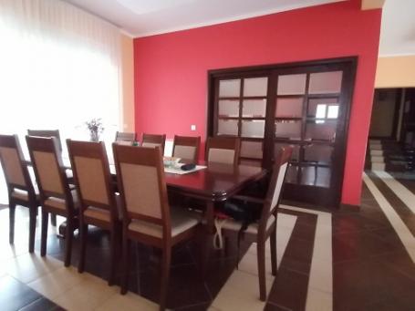 NOVI BEOGRAD LEDINE 250m2 , 450000e