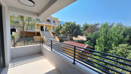 Nerezine, otok Lošinj - dvoetažni apartman 75, 65 m2, blizina mora