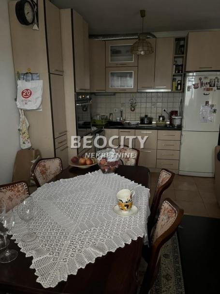 Grocka, Kaluđerica, Milutina Milankovića, 2. 5, 73m2, 400EUR