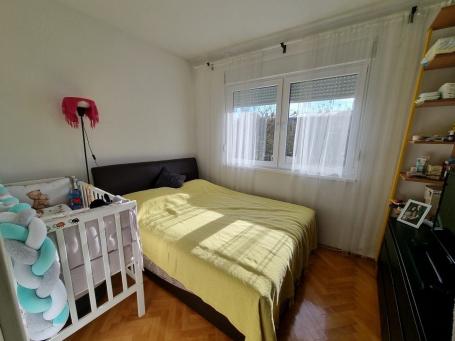 SOMBOR - STAN 58M2, TRI SOBE