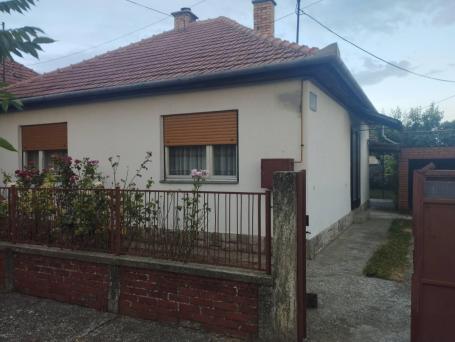 SOMBOR - Kuća 74 m2 na parceli od 397 m2