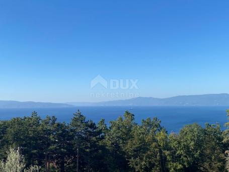 RIJEKA, KOSTRENA - Baugrundstück 1.030 m2 mit Meerblick für ein Wohnhaus - Wohnungen / Apartments / 