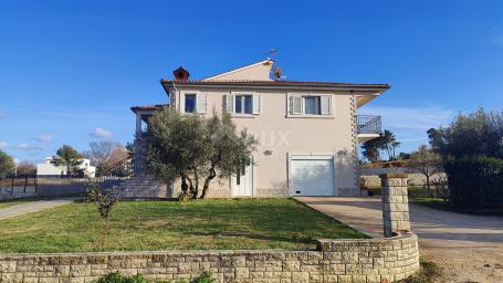 ISTRIEN, VRSAR - Schönes Haus in toller Lage mit Blick auf das Meer