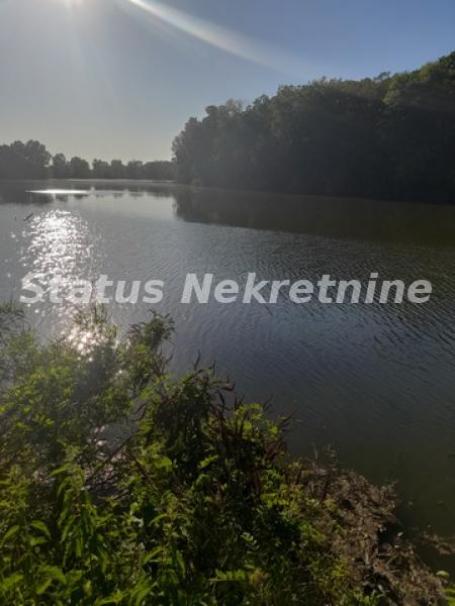 Okolina Šida-*Povoljno*-Najkvalitetnija Porodična kuća 194 m2 pored krivine reke Bosut u Prirodnom r