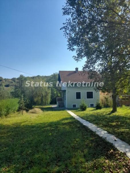 Beočin-Dumbovo-Odlična kuća u mirnom delu na Placu od 1580 m2-065/3858888