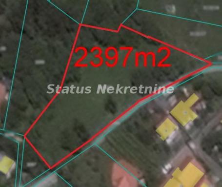 Sremska Kamenica-Pogodan plac 2397 m2 na Čardaku-065/385 8880