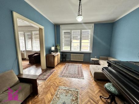 * Novi Sad - Stari grad * PET FRIENDLY