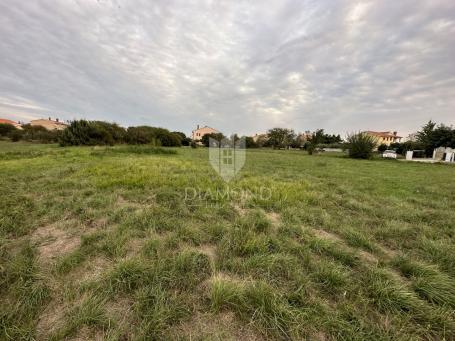 Pula, Large building plot in an excellent location