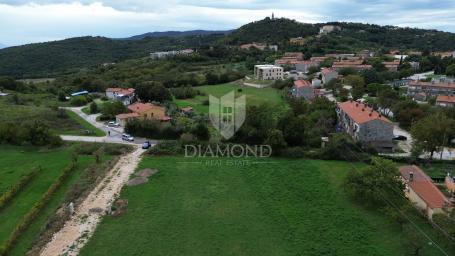 Building land in the center of Labin