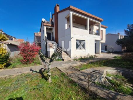 House Veli vrh, Pula, 286m2