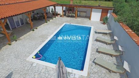 Medulin, Vinkuran, holiday house with pool, 81m2