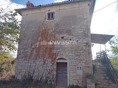 Poreč, Baderna, altes istrisches Steinhaus zur Renovierung