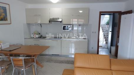 Flat in Karigador, 80 m² Near the Sea