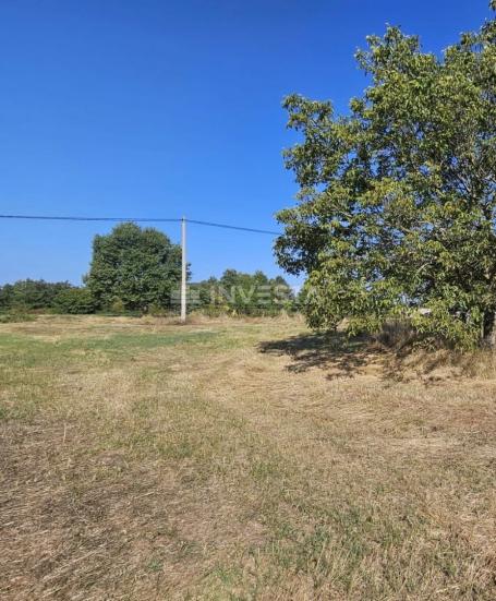 Building Land 1,246 m² Near Žminj