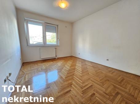 0. 5 Garsonjera NOVI SAD, 66950€