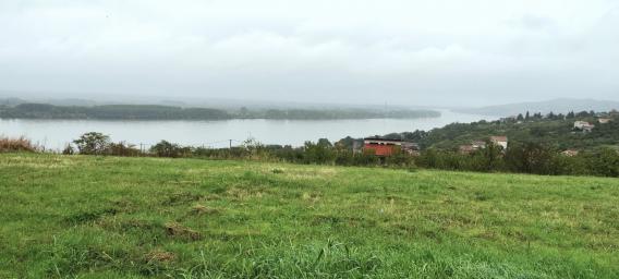 Vinča, Vinogradi, kuća na 10a, sa pogledom na Dunav .. 