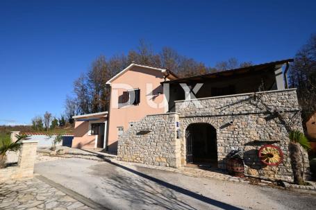 ISTRIA, PAZIN - Stone house with tavern in nature!