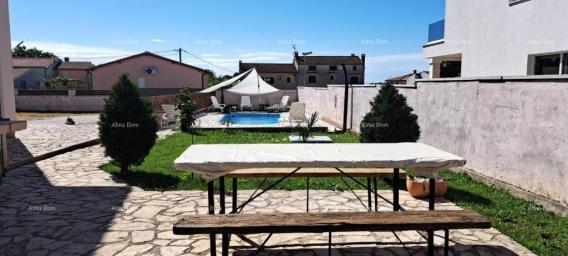 House House with swimming pool for sale, Peroj