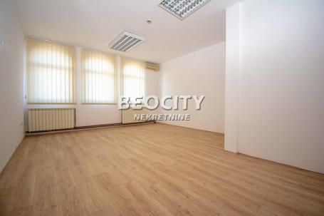 Zemun, Zemun polje, Autoput za Novi Sad, 6. 0, 150m2, 1500EUR