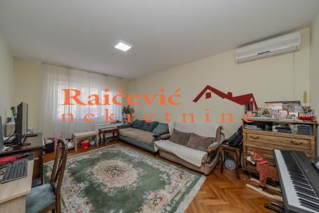 RAKOVICA STARA RAKOVICA 82m2 , T , 156000e