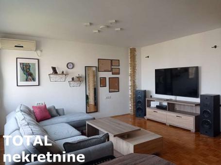 2 Dvosoban stan NOVI SAD, 139050€