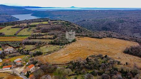 Zemljište Barban, 44. 991m2