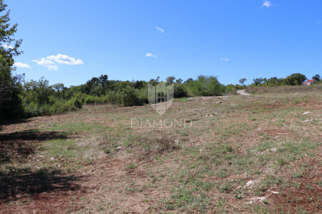 Land Labin, 1.071m2