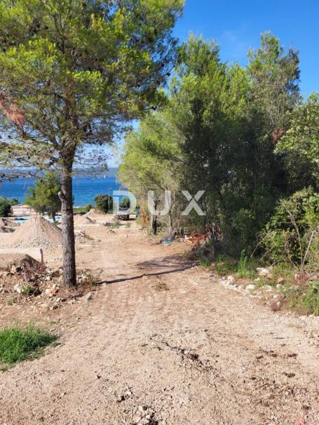 NEVIĐANE, PAŠMAN - Investment opportunity: Agricultural land by the sea!