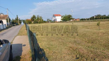 Plac u Sopotu, naselje Babe - površina 2143 m2, ostalo građevinsko zemljište sa građevinskom dozvolo