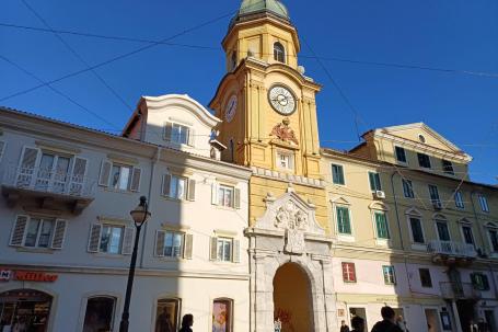 Rijeka, trgovina u centru grada NKP 120m2